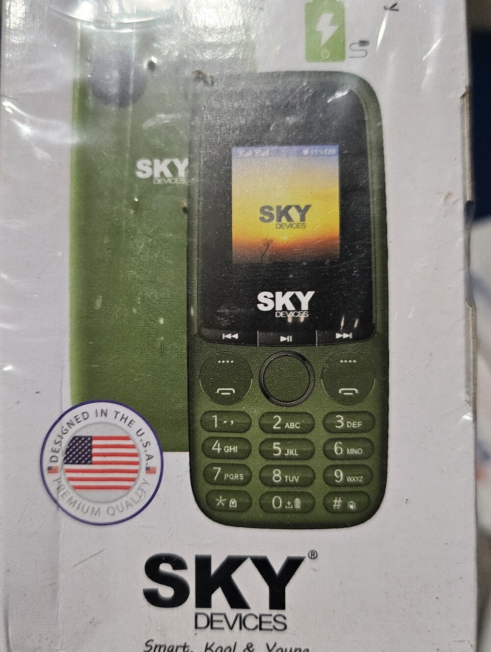 Sky Devices Green Feature Phone with Classic Keypad